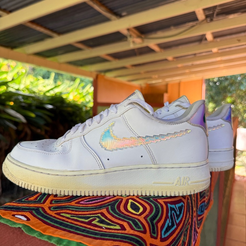Nike Air Force 1 Low Iridescent Pixel Swoosh Sneakers Men Size 9 CV1699100 Shoes - Picture 8 of 8